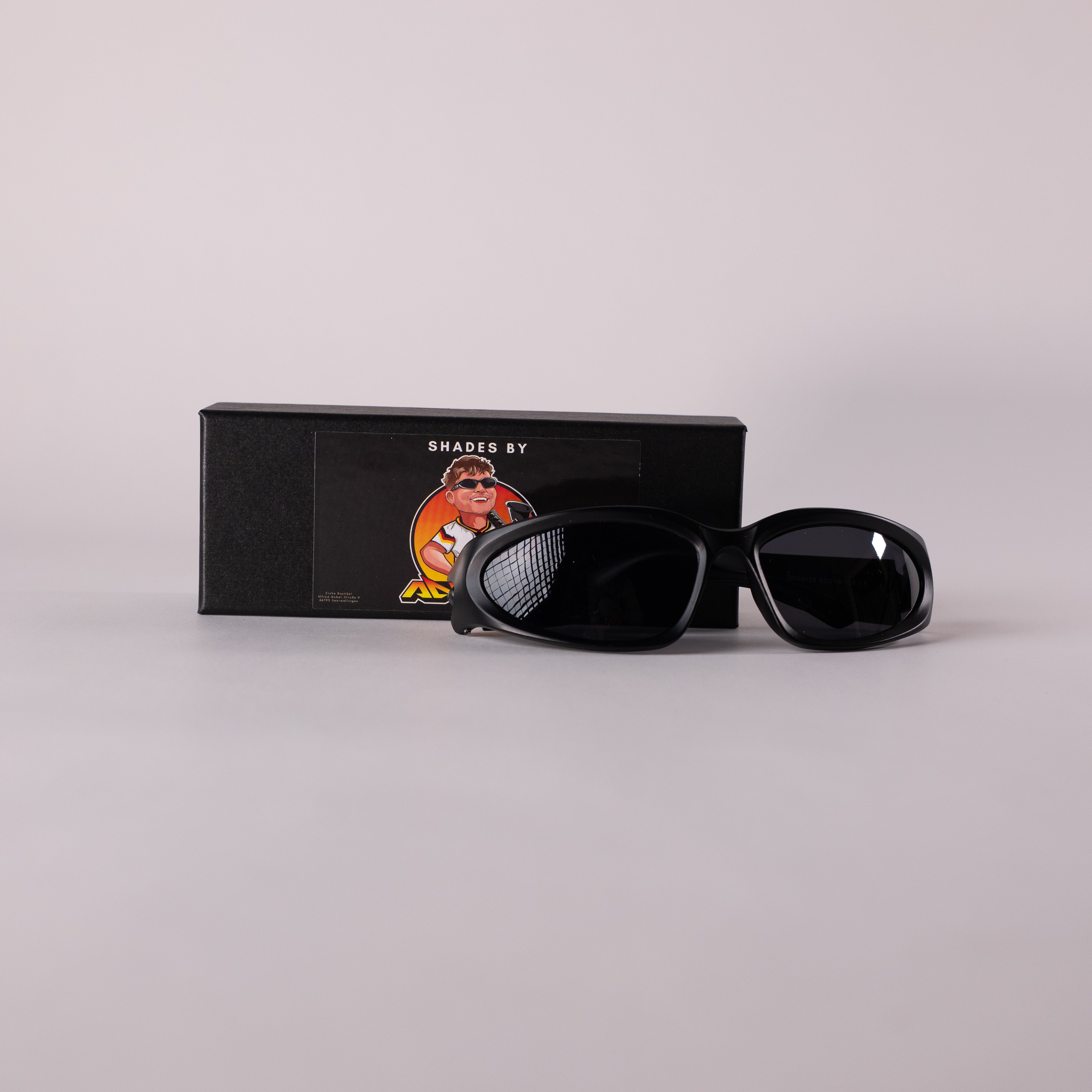André WM Kostüm (Brille + Sax)